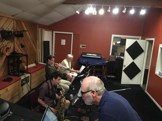 A run through of Frank Lamphere's new song Las Vegas