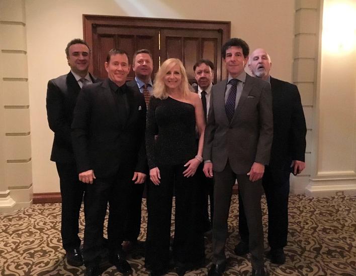 Singer Frank Lamphere and his Big Swing Machine band at the University Club in Chicago